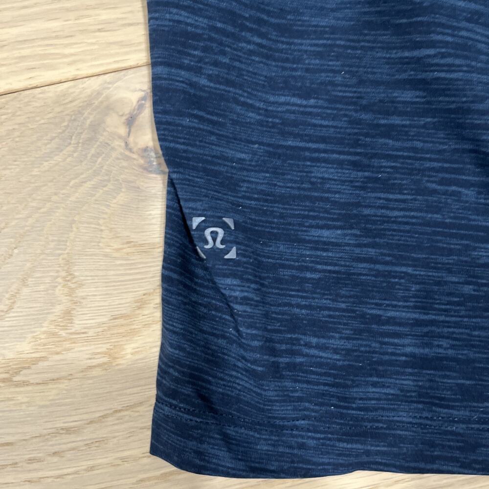 Men’s Lululemon Athletic Shorts Size Large - Picture 3 of 5